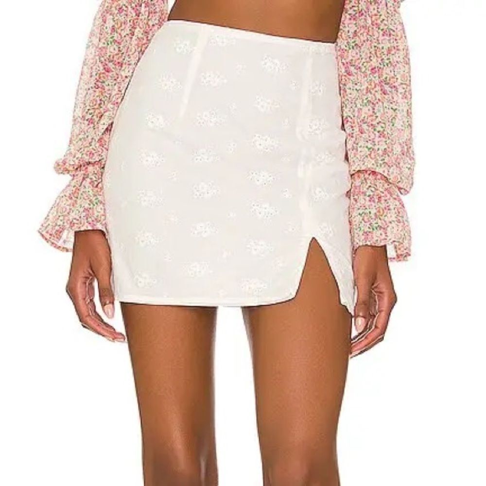 More To Come Samantha Eyelet White Mini Skirt XL FLAWS